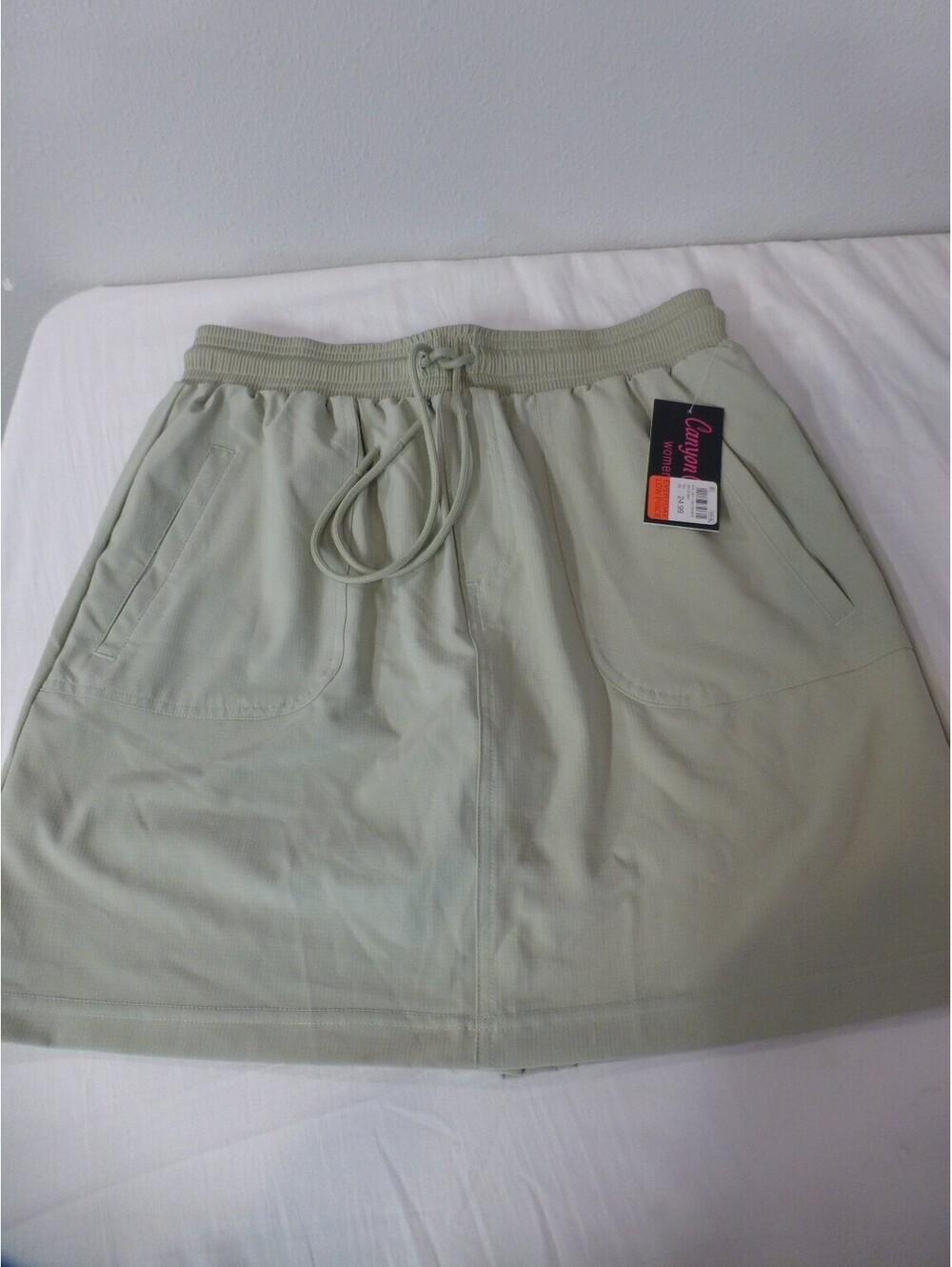 Canyon Creek Women's Medium Desert Sage Skort Skirt with Shorts NWT J4